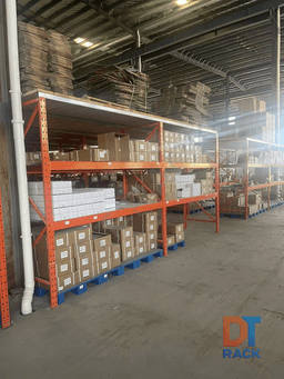 重型层板式货架 3